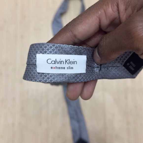 Calvin Klein - extra slim tie - Picture 3 of 3